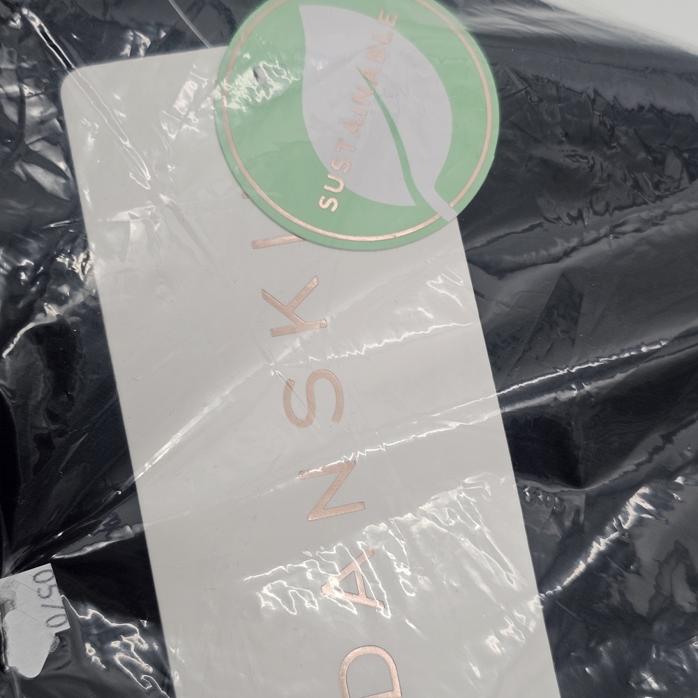 Danskin Black High-Rise Leggings - Picture 5 of 5